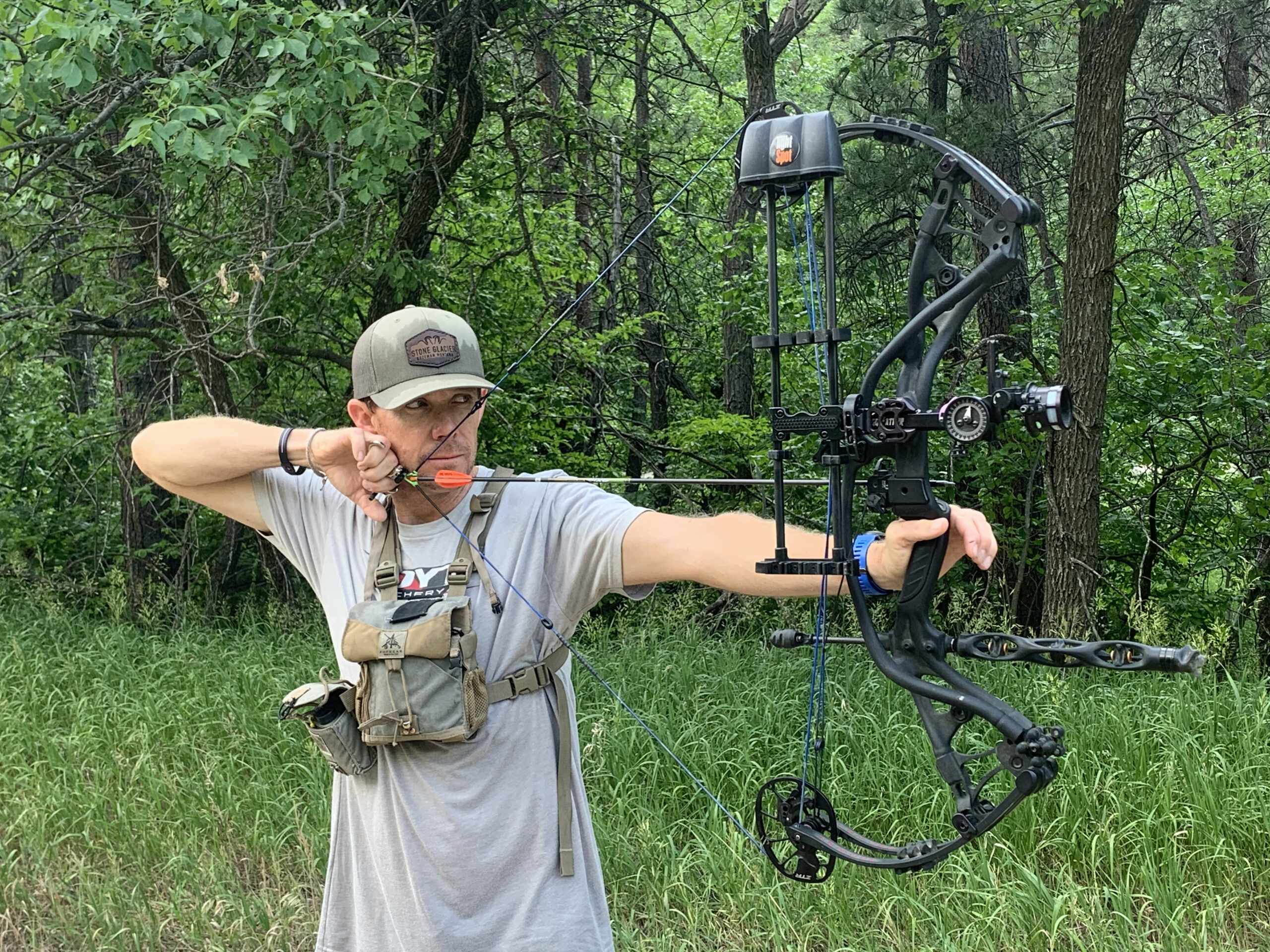 How to shoot a compound bow.