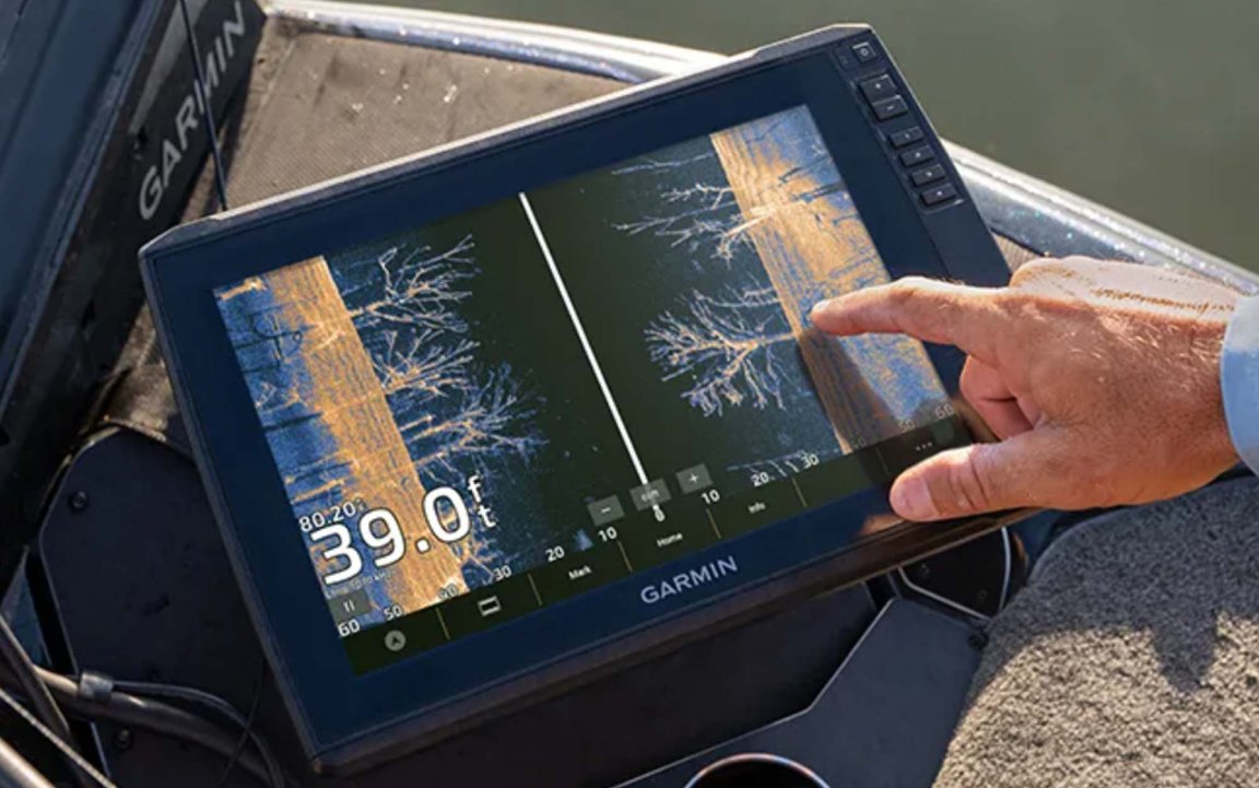 The Garmin Echomap Ultra 2 excels at forward facing sonar