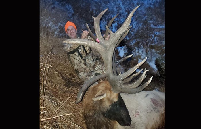 Elk Hunter Tags Massive 440" Bull on Standing Rock Reservation in North Dakota