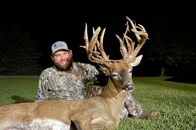 Kansas Bowhunter and Outfitter Takes a Giant 200-Inch Buck
