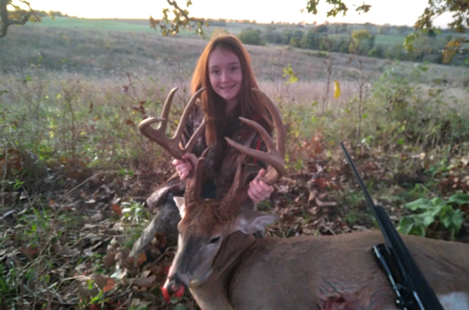 Missouri Sisters Each Shoot a Buck from the Same Stand, on the Same Day