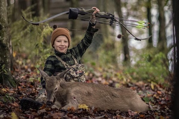 Nine-Year-Old Bowhunter Takes His Second Deer—With a Recurve