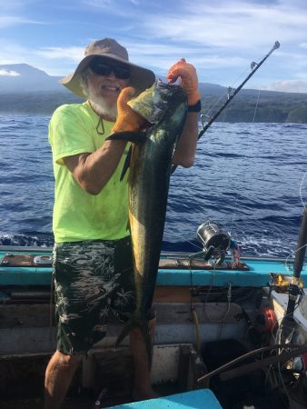 Woman Pulls Off Incredible Self-Rescue During Father-Daughter Fishing Trip Near Maui