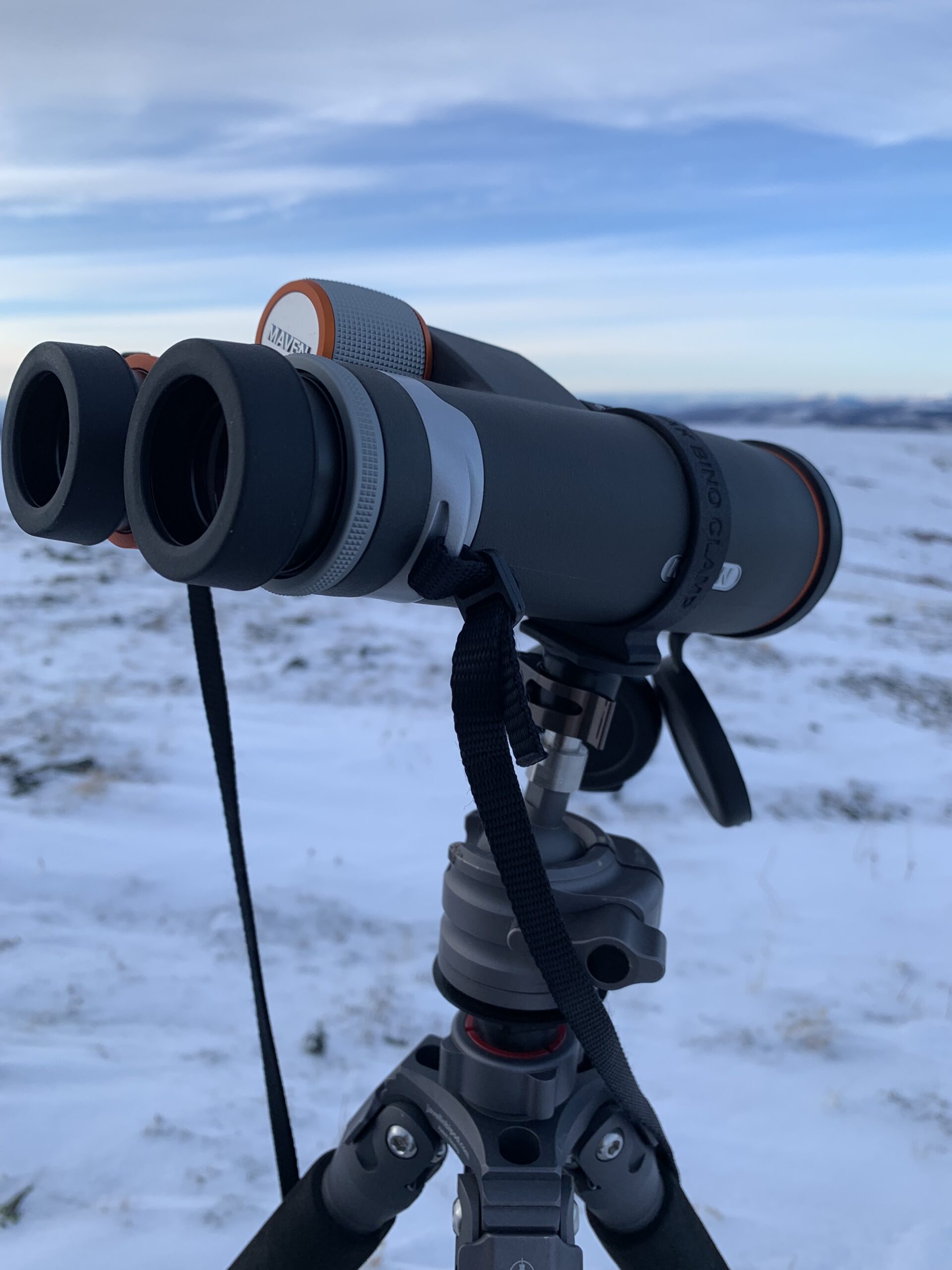 Using the Ascent Tripod for glassing with Binoculars