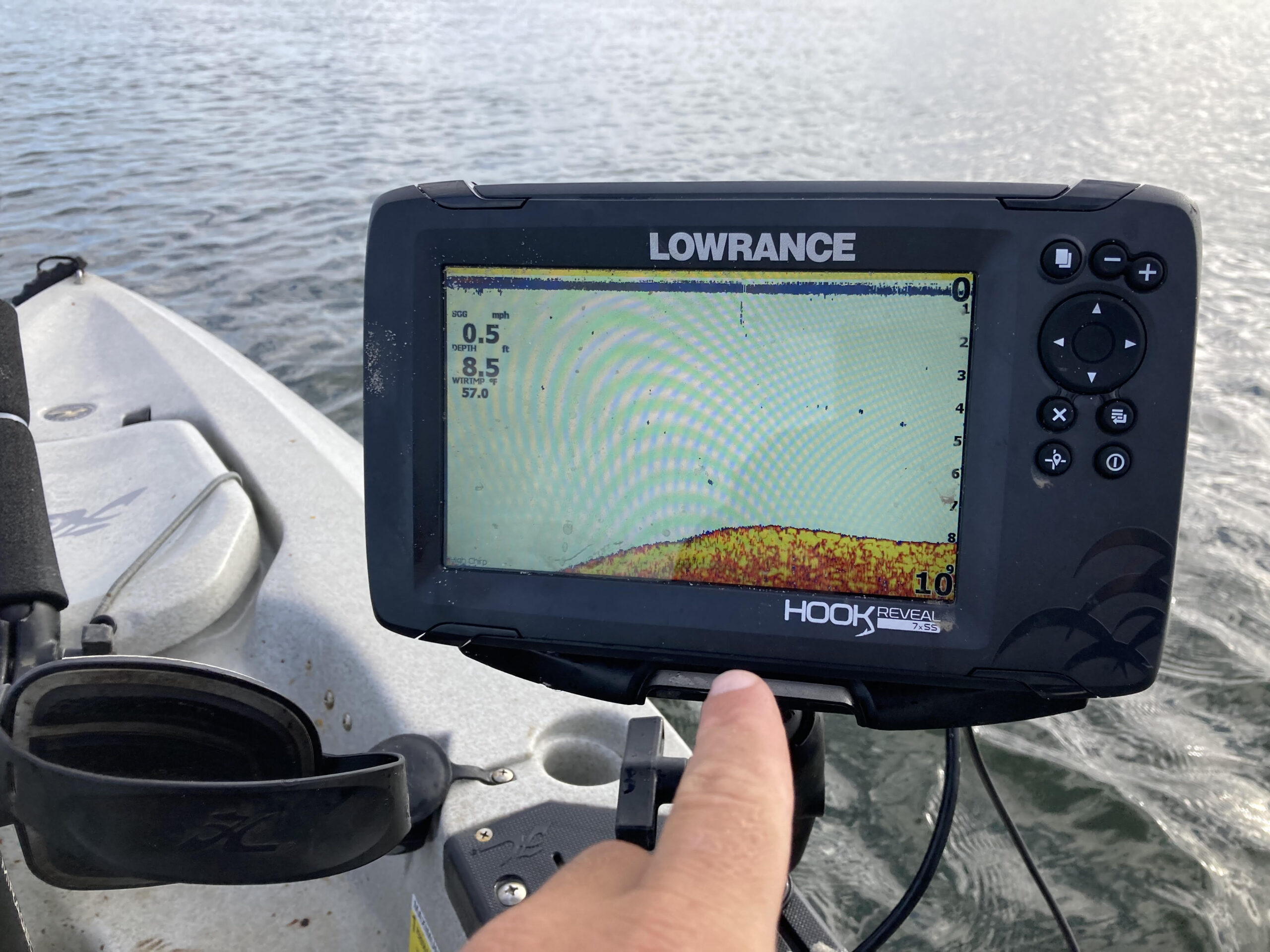 Lowrance Hook Reveal 9 TripleShot Fishfinder - Black for sale