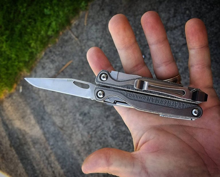 Leatherman with knife blade unfolded