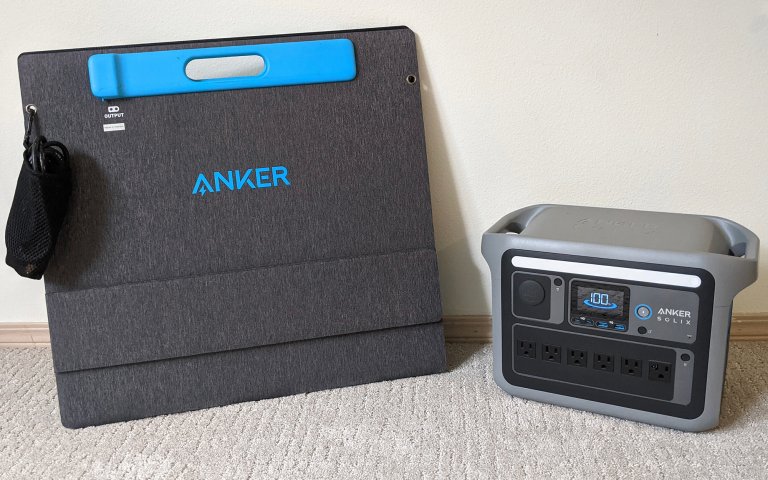 Anker SOLIX C1000 and 200W solar panel