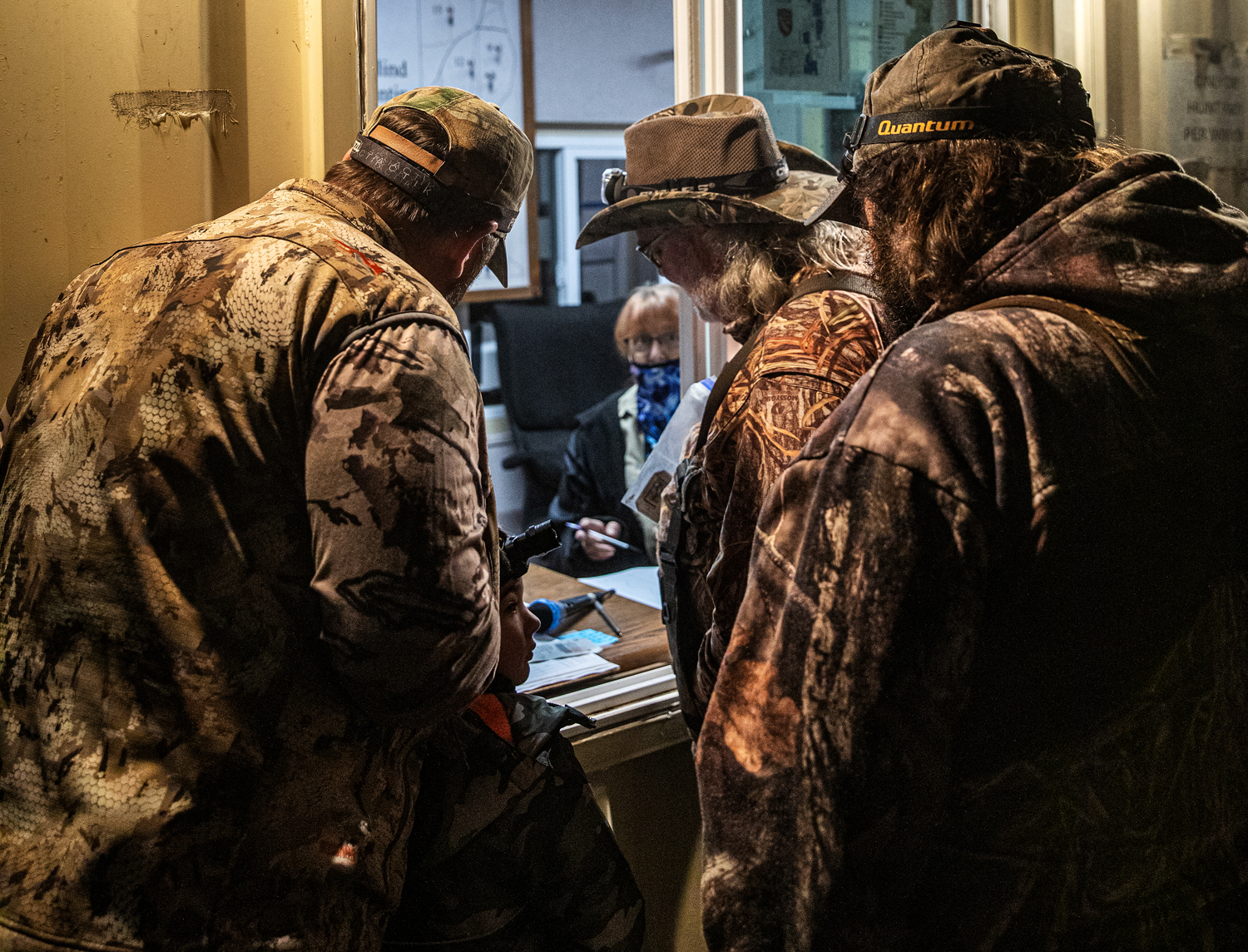 Hunters sign up for duck-blind lottery