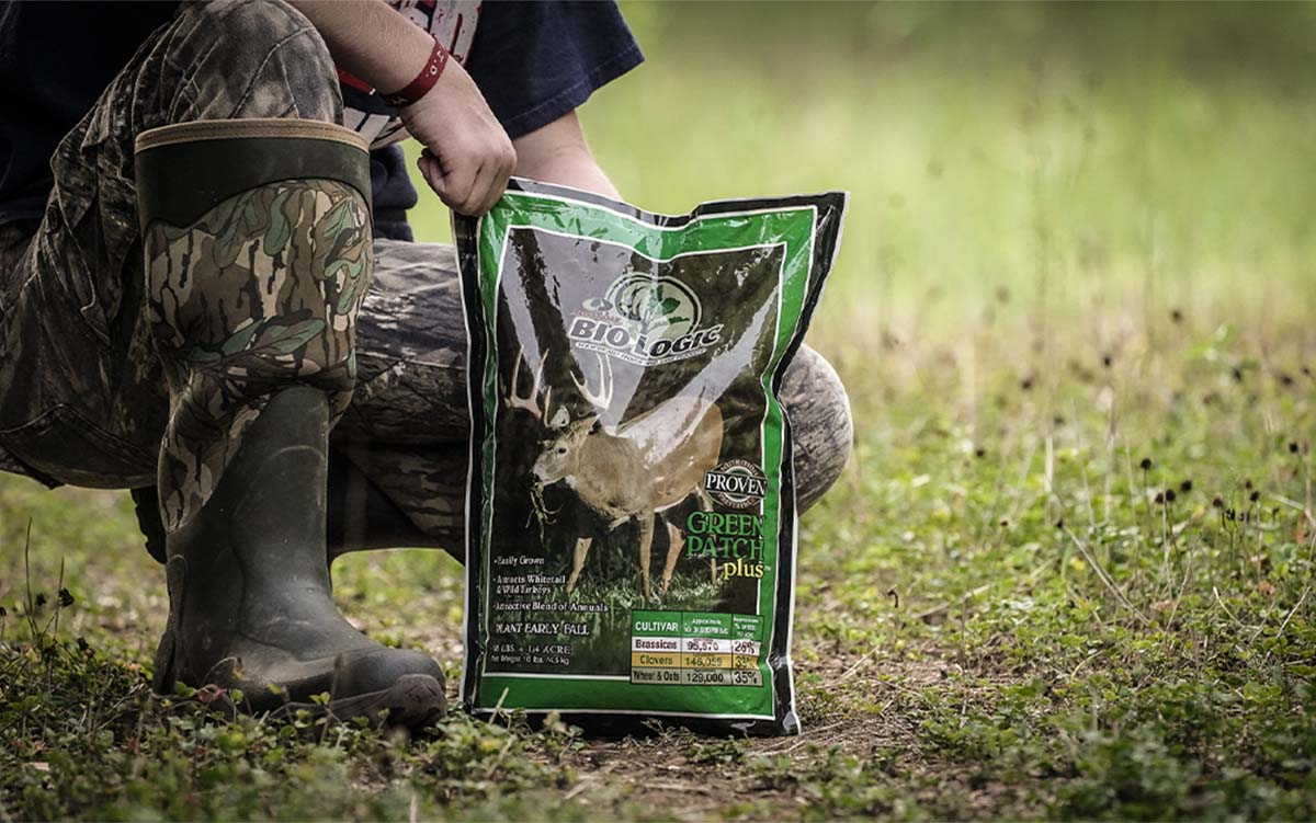 thumbnail image 2 of Trophy Rack Deer Mix Food Plot Seed - Spring/Summer Blend (10 Lbs) - Made In USA 2 of 6