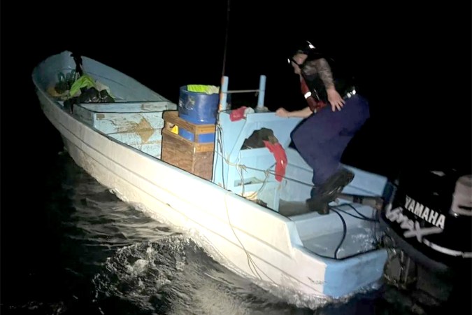 edited mexican red snapper poachers caught