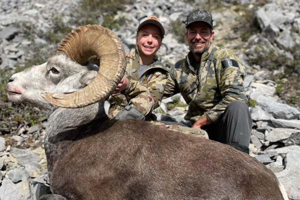 13-Year-Old Texas Girl Becomes Youngest Female Hunter to Complete North American Sheep Grand Slam