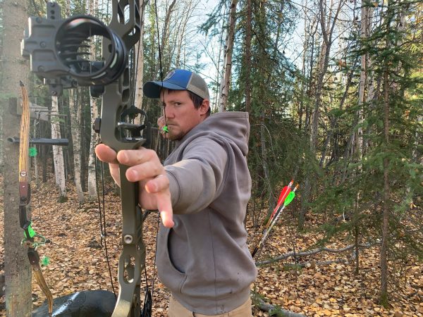 How to Grip Your Bow: Hint, Don't Use The Open-Hand Style That's So Popular on Social Media