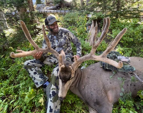 Randy Ulmer Tags Another Stud Mule Deer in the Colorado High Country