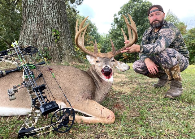 Kentucky Bowhunter Tags Giant Buck After His Wife Has a Vision About How to Kill It