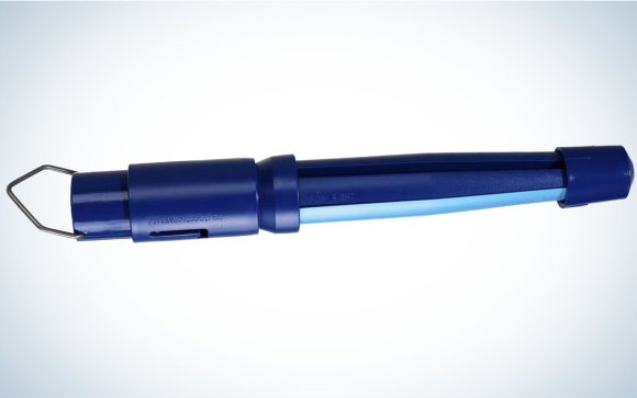 The Arizona Carbon EZ Fletching Jig is one of the best fletching jigs.