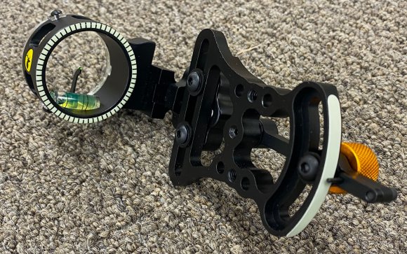 We tested the Trophy Ridge Pursuit One Pin.