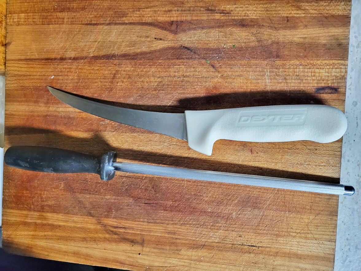 How to Make Your Knives Sharp (and Keep Them That Way) - Realtree