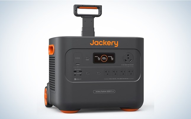 We tested the Jackery Solar Generator 2000 Plus.