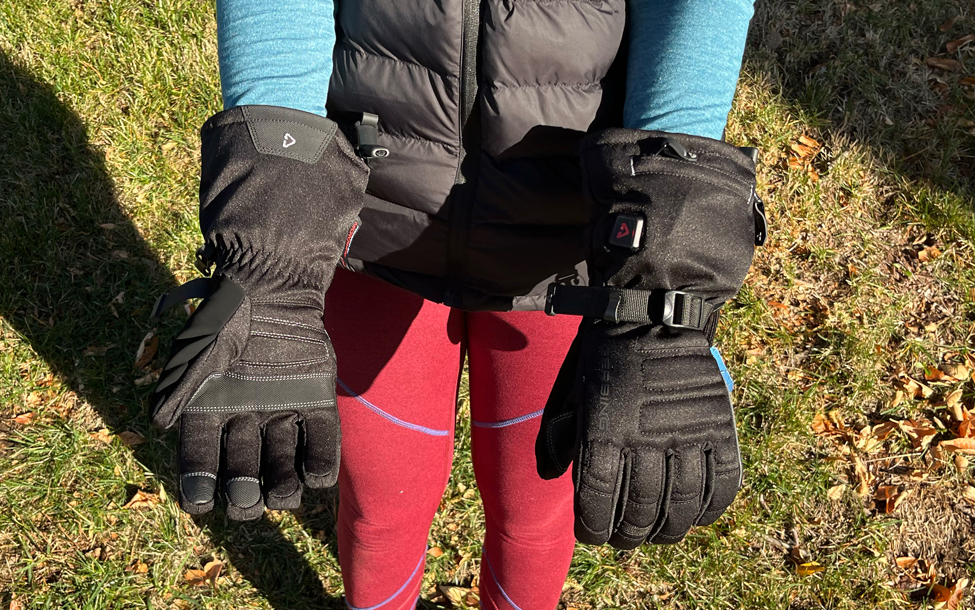 https://www.outdoorlife.com/wp-content/uploads/2023/11/22/Gerbing-S7-Battery-Heated-Gloves.jpg