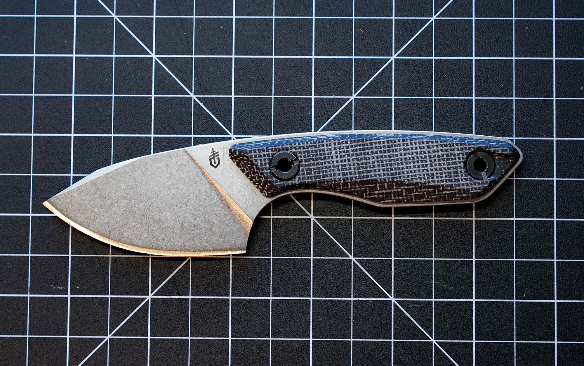 The Gerber Stowe is the best budget fixed blade for EDC