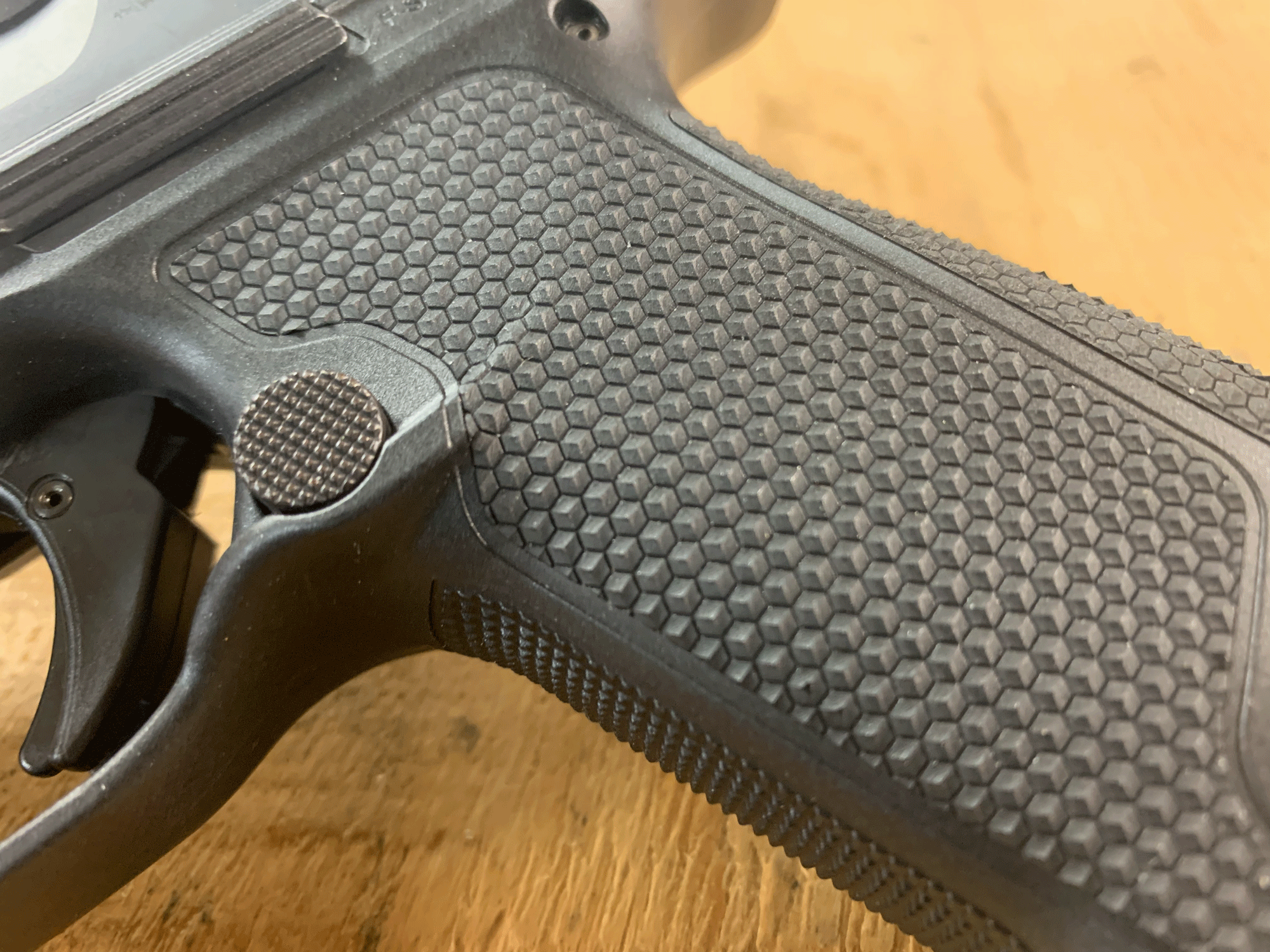 Walther PDP grip