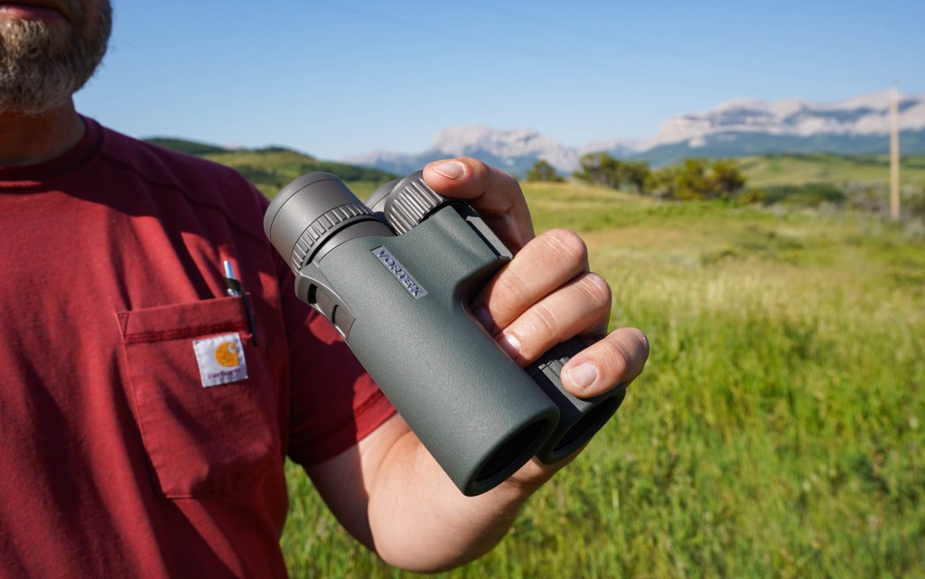 $100 Off Vortex Bino Bundle and More at Cabela’s Deal Days