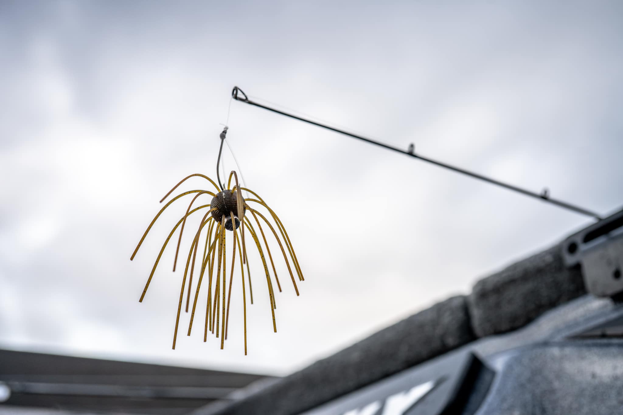 cue bomb fishing lure Geecrack Magnum 1.5