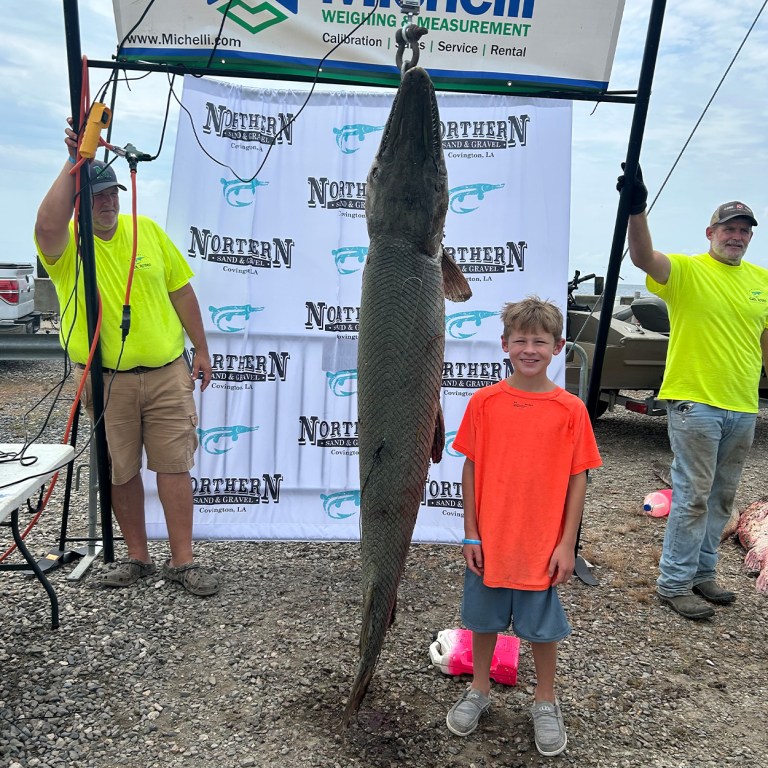 This Gar Weighs 20 Pounds More Than the State Record, But It Won't Qualify