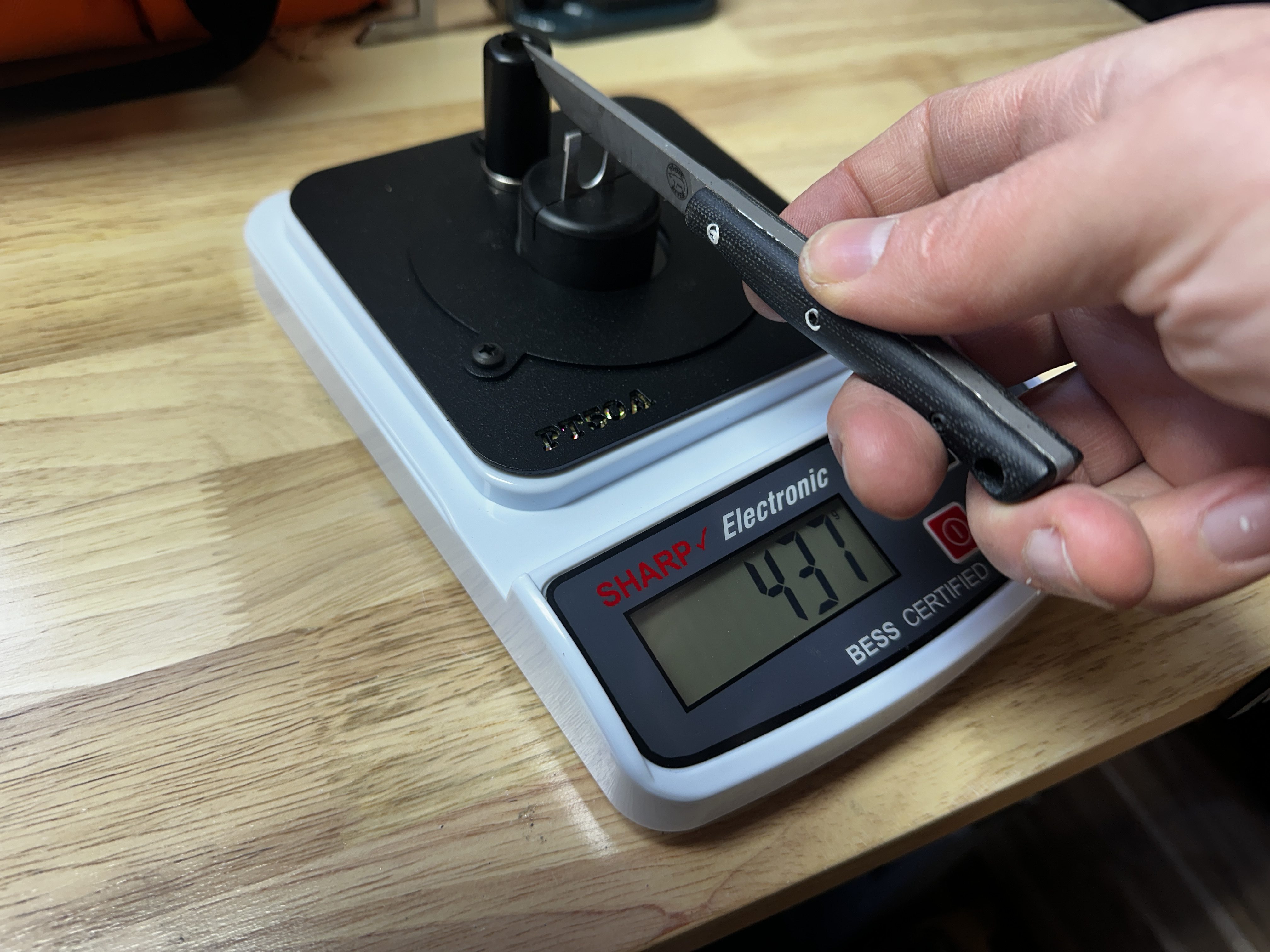Using the BESS knife sharpness tester