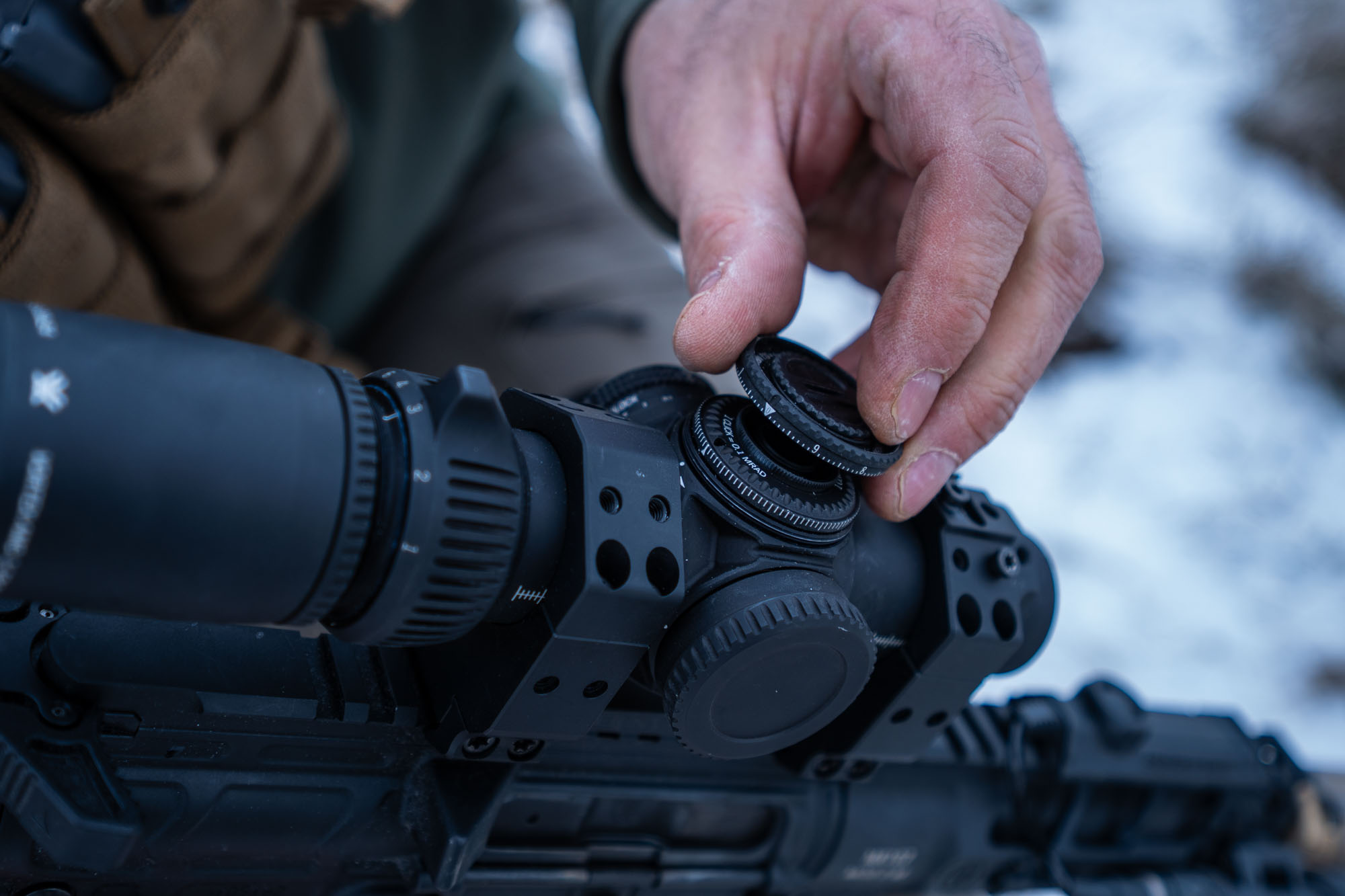 Detail of the Vortex AMG 1-10x24 toolless turrets