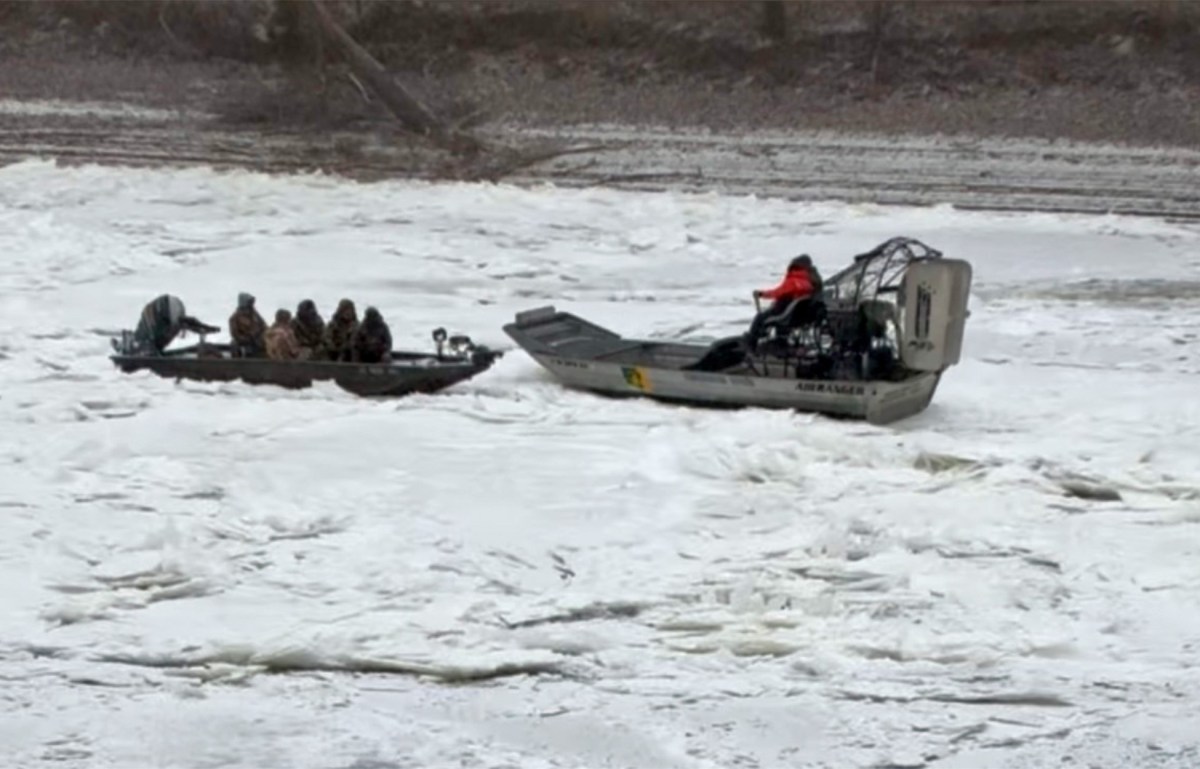 “Young Guys Think They’re Invincible.” Duck Hunters Rescued by Airboat After Becoming Trapped in a Frozen River