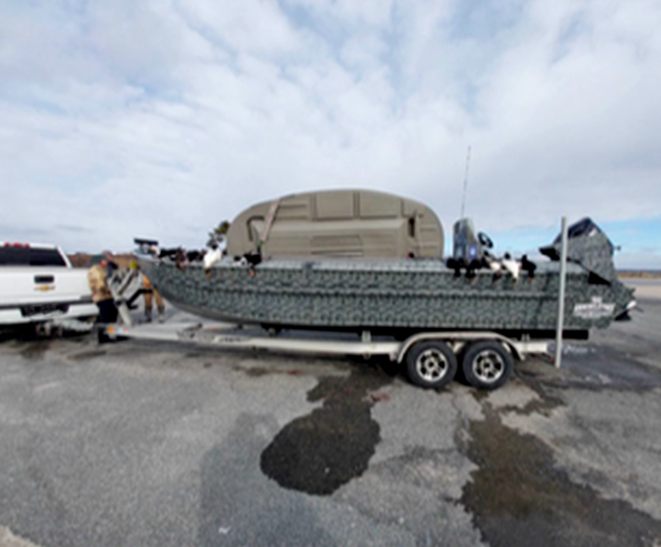 A large boat used to hunt sea ducks.
