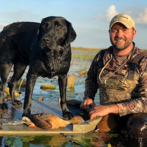 Remembering Crown, the Very Good Duck Dog Who Retrieved 42 Species of ...