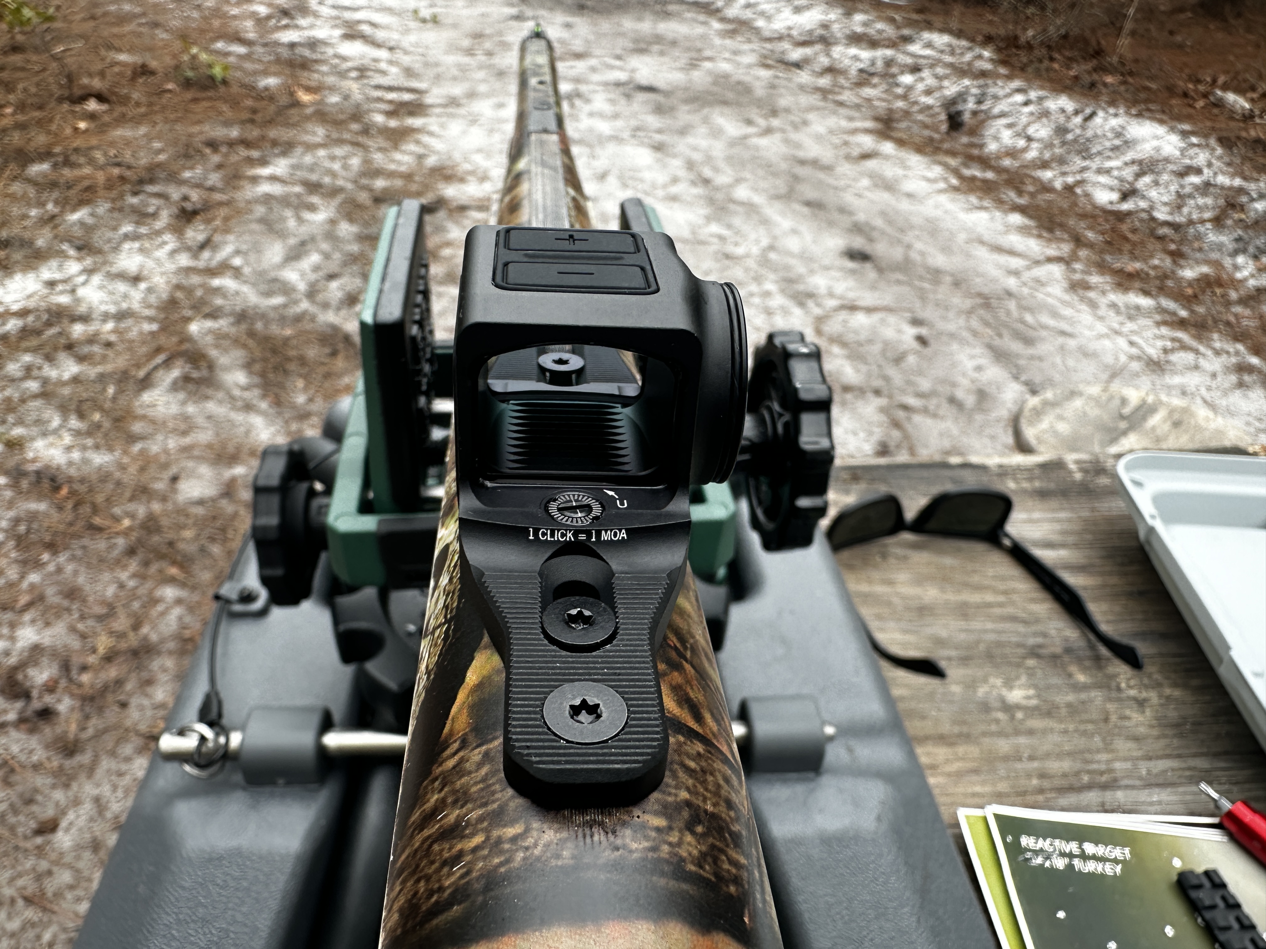 Anti-glare serrations on the Vortex Viper.