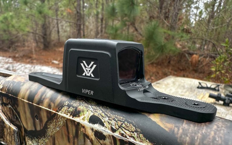 Vortex Viper Enclosed Shotgun green reticle