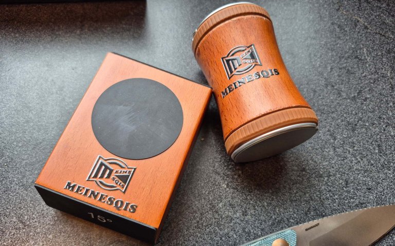 Meinesqis rolling knife sharpener.