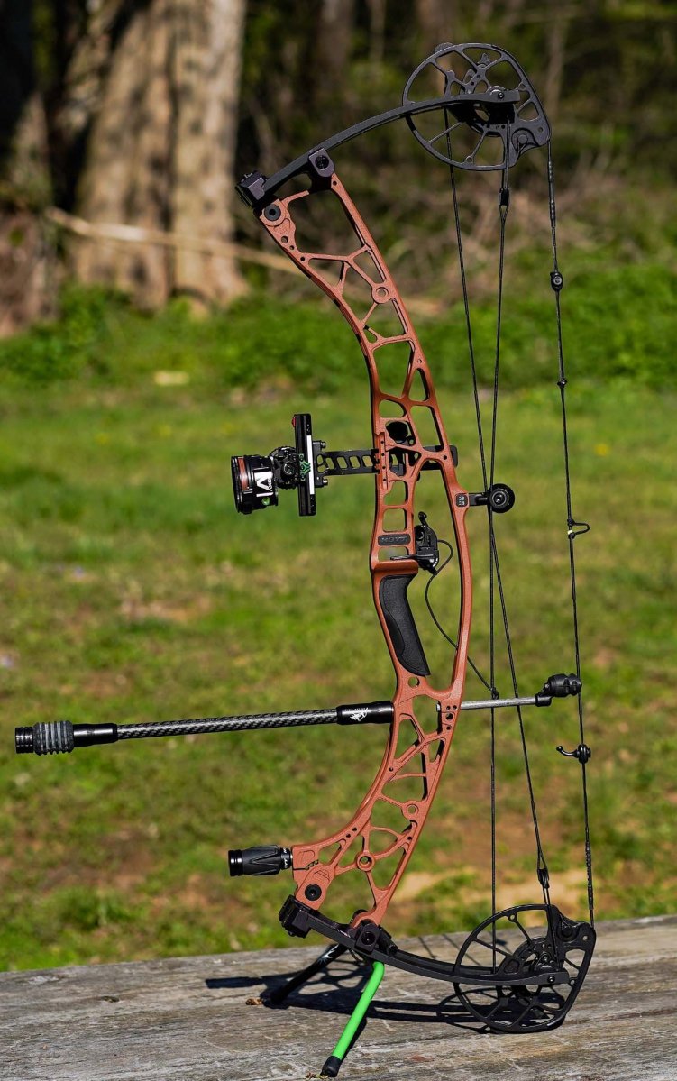 Hoyt Alpha AX 33