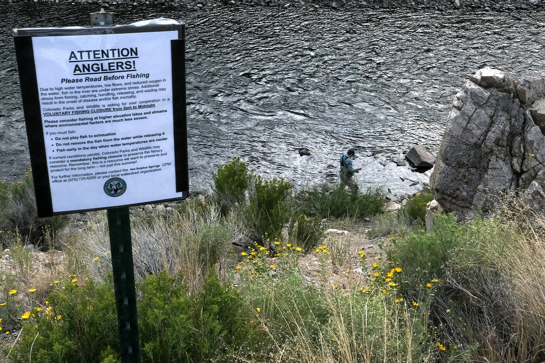 A sign about hoot-owl rules on the Colorado River.