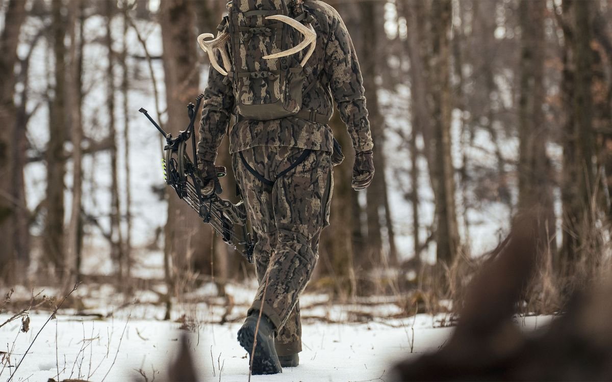 The new KUIU Veros in the whitetail woods.