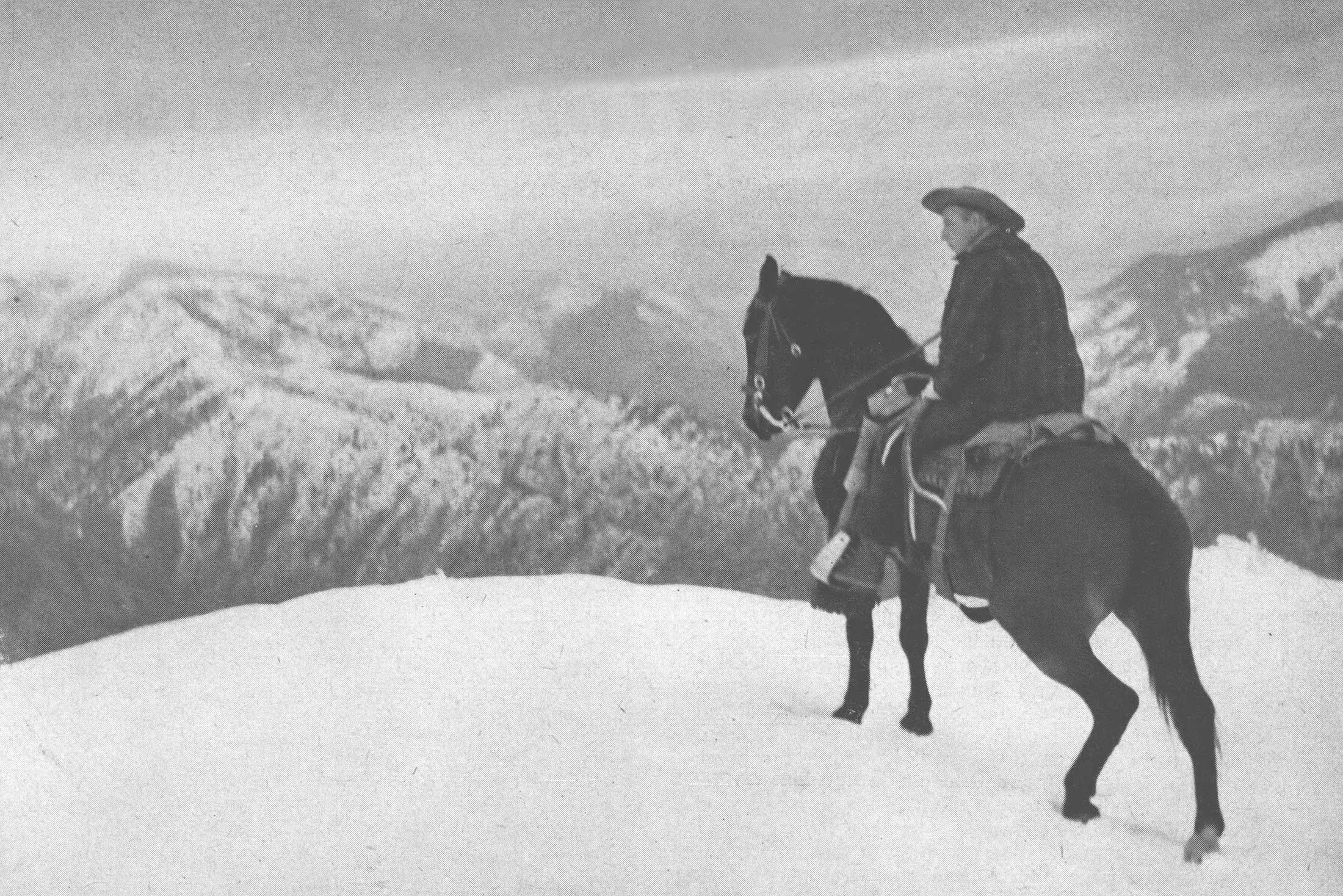 elk hunting on horseback