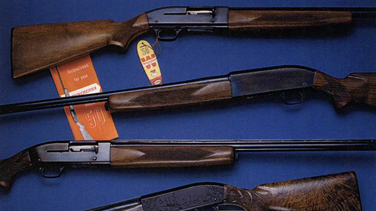 A feature image of autoloading shotguns on a blue background for Winchester.