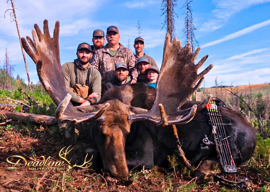 A group shot with Stammerjohn's moose.
